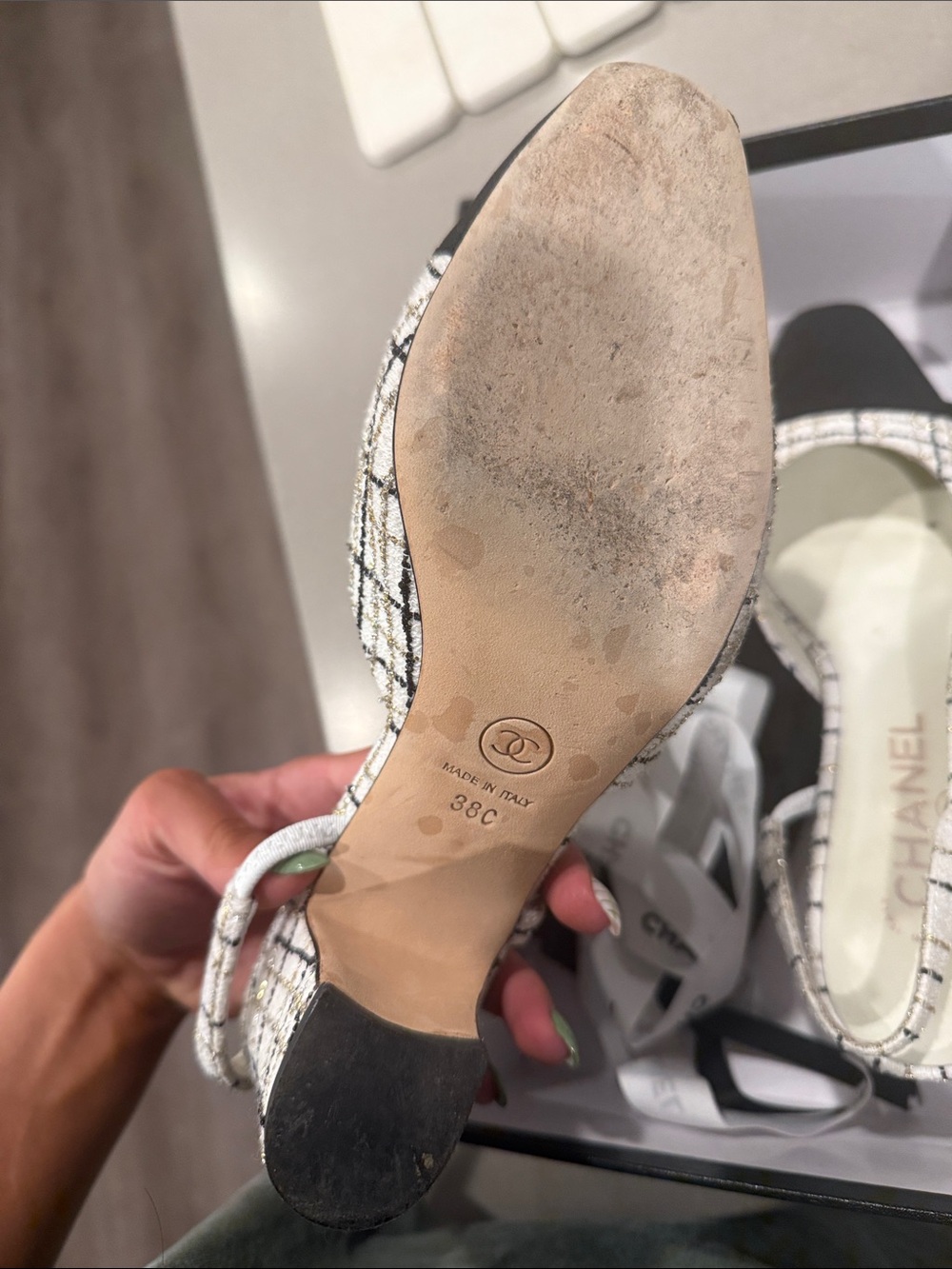 CHANEL Black White Tweed Pointed Slingback Flats - Picture 4 of 5